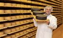 Produktion Zillertaler Heumilchsennerei Fügen
