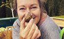 Simone mit Schnecke