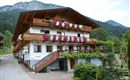 Söll_Badhaus Sommeransicht_Wilder Kaiser