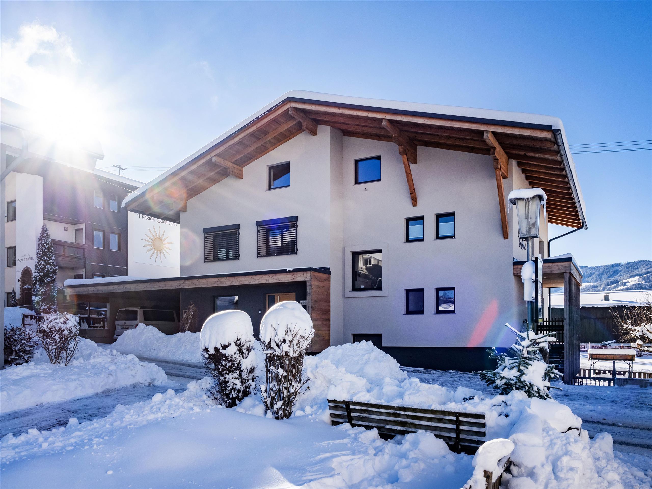 Haus_Bergschmied_Pfarrgasse_10_Westendorf_Haus_Win