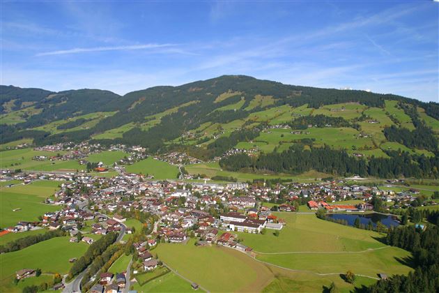 wanderer-am-filzalmsee-stefaneisend-dsc9625
