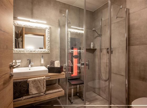 Apart_deluxe_Dorf_34a_Soell_Penthouse_Badezimmer_1