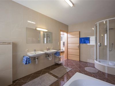 Apartamento, ducha y bañera, 3 dormitorios