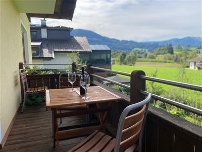 Balkon_AussichtWiese