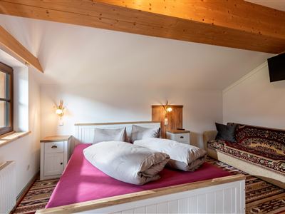 Apartment, shower, toilet, 2 bed rooms