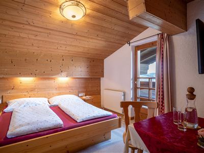 double room with shower, WC