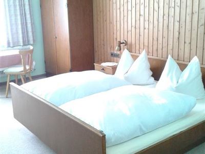 double room with shower, WC