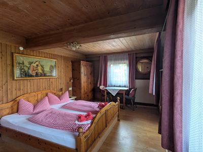 double room with shower, WC
