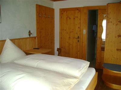 double room with shower, WC