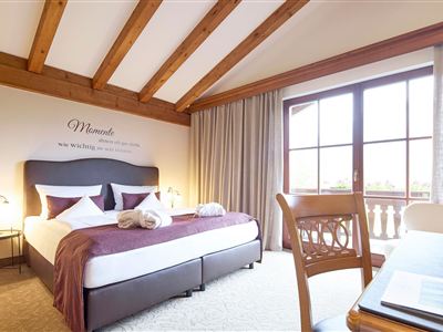 DZ Komfort 9 mit Schreibtisch