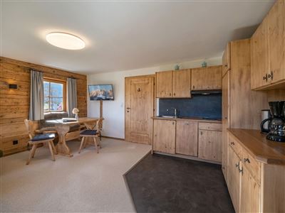 Apartmán, sprcha, WC, 1 místnost na spaní