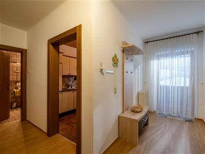 ap./1 bedroom/shower or bath, WC