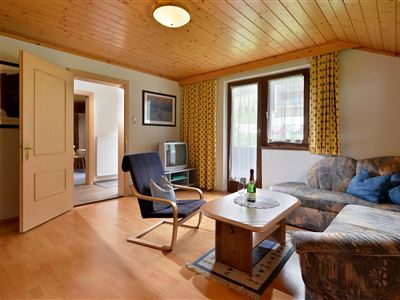 Appartement für 2 Personen mit Bad und WC