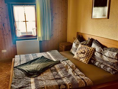 Doppelzimmer, Etagendusche/Etagen-WC, Bergseite