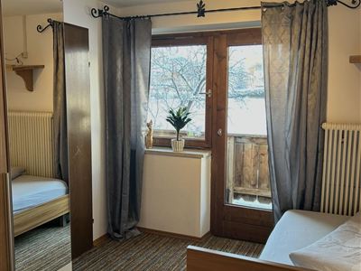 Einzelzimmer, Bad, WC, Balkon