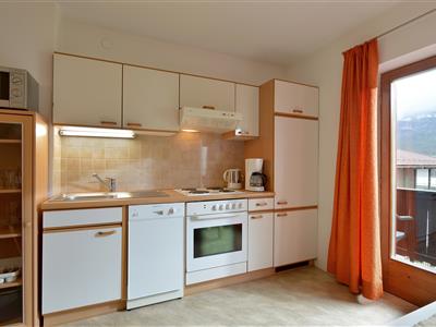 2 bedrooms,camb liv.-bedr/shower or bath