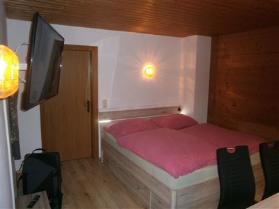 Habitación doble, ducha, WC, estándar