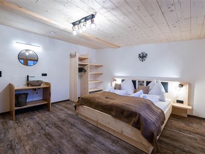 Apartmán, sprcha, WC, 4 a více místností na spaní