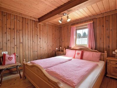 Apartmán, sprcha, WC, 2 místnosti na spaní