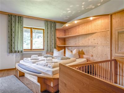 Ferienhaus, Dusche oder Bad, WC, Bergseite