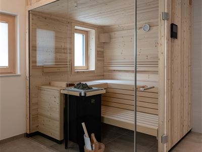 Apartment, shower or bath, toilet, ground floor