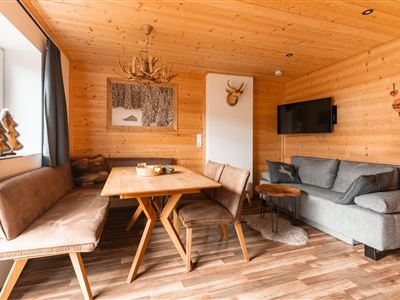 Apartmán, sprcha, WC, 1 místnost na spaní