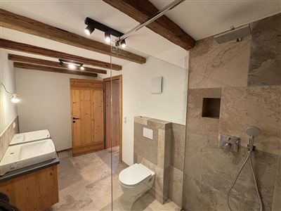 Apartment, shower, toilet, 2 bed rooms