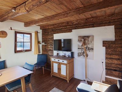 Apartmán, sprcha, WC, 1 místnost na spaní