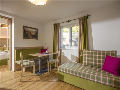 Apartmán, sprcha, WC, 1 místnost na spaní