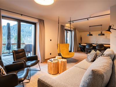 Loft No3 _ JOY