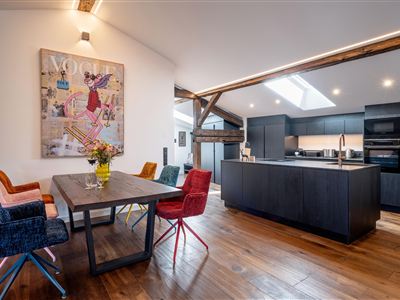 Apartment, shower, 2 bed rooms