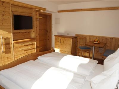 Doppelzimmer, Dusche, WC, Balkon