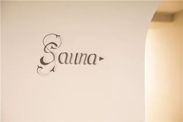 1_ResidenzTheresa_2028-Sauna-web