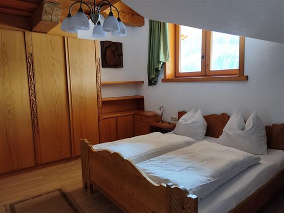 1. Schlafzimmer Top 3