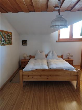 2. Schlafzimmer Top 3