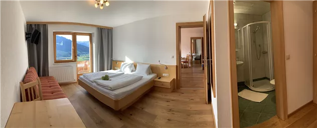 2. Schlafzimmer Apartment Chorblick 4 - 9 Personen