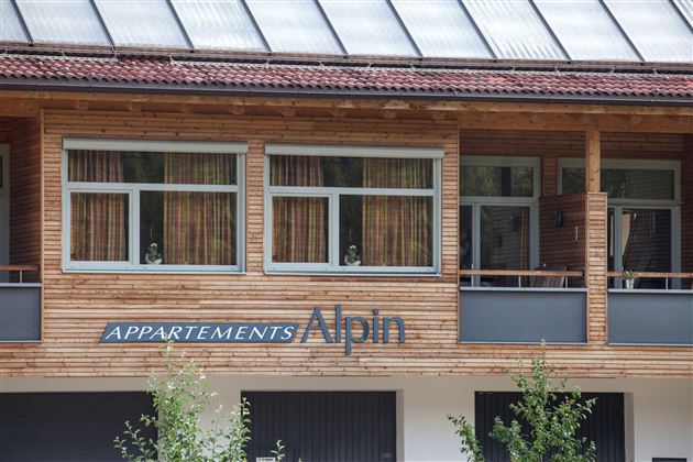 Alpin Appartements Söll Eingang