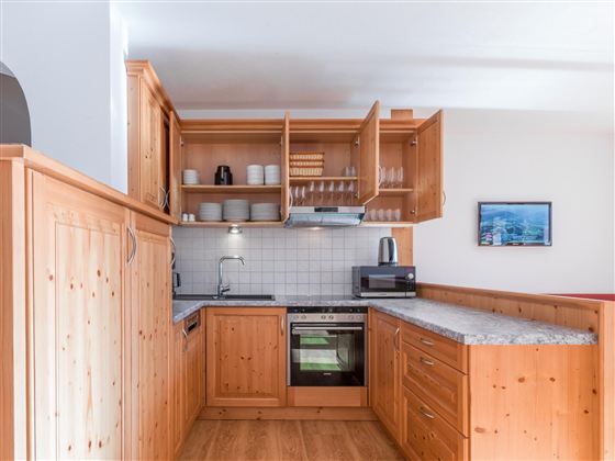 Apartment 1, Küche