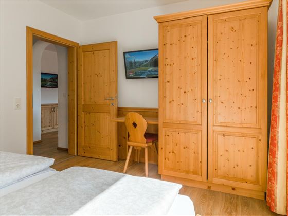 Apartment 1, Schlafzimmer 2