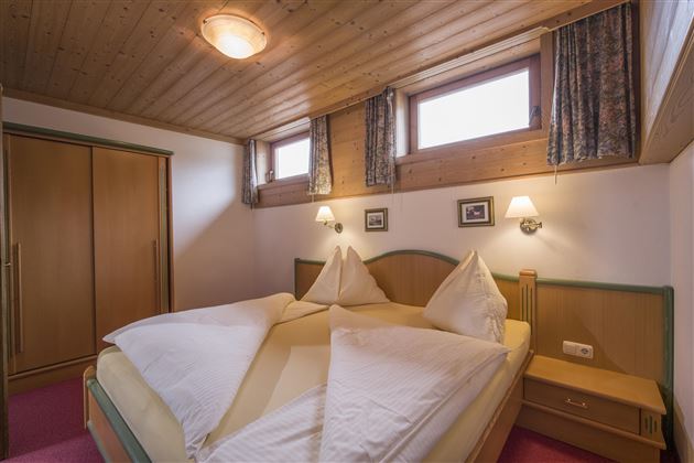 App.4 Schlafzimmer
