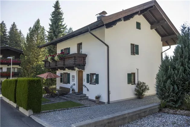 App. Told Auwald 13 Ellmau Haus Sommer 1