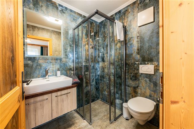 App.2 Badezimmer 1