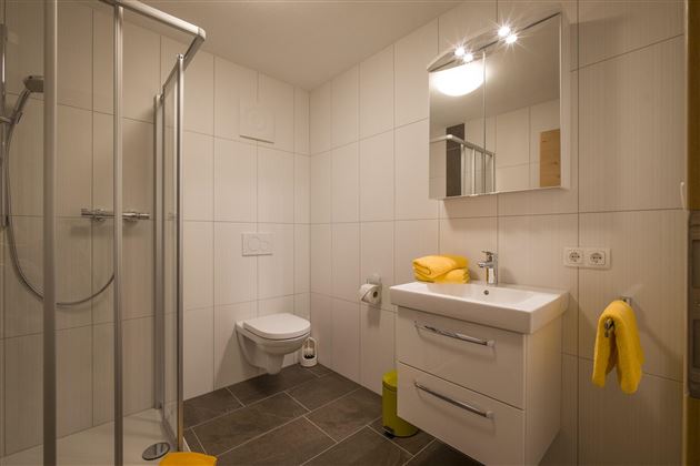 Appartement Gross Badezimmer