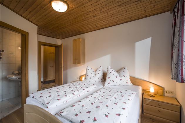 Appartement "groß" - Schlafzimmer 1