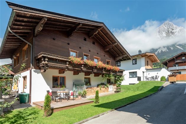 Appartement_Mayr_Auwald_37_Ellmau_08_2024_Terrasse