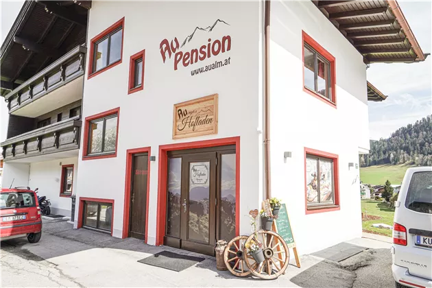 Au Pension Eingang