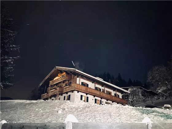 Aussenansicht Winter Nacht