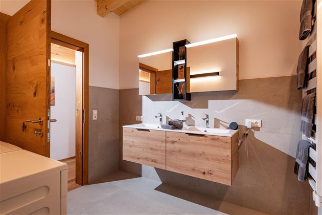 Badezimmer (c) Dabernig Hannes