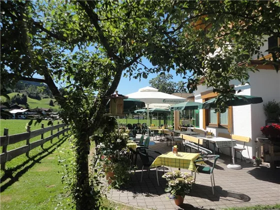 Biergarten-Gastgarten