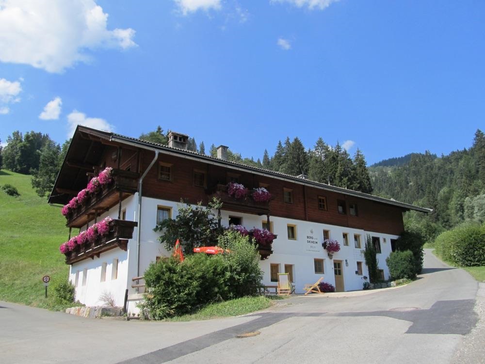 Berg und Skiheim Brixen im Thale in Brixen im Thale - youth hostel